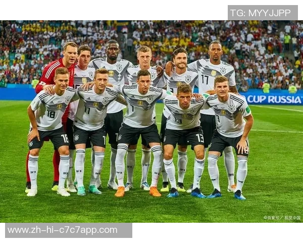 足球辉煌的历史与未来探讨：激情与梦想交织的绿茵传奇